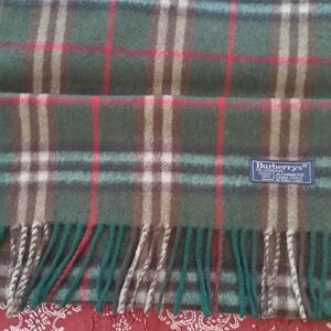 Burberry cashmere scarf unisex